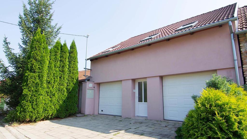 Apartman Cabernet Velké Pavlovice Eksteriør bilde